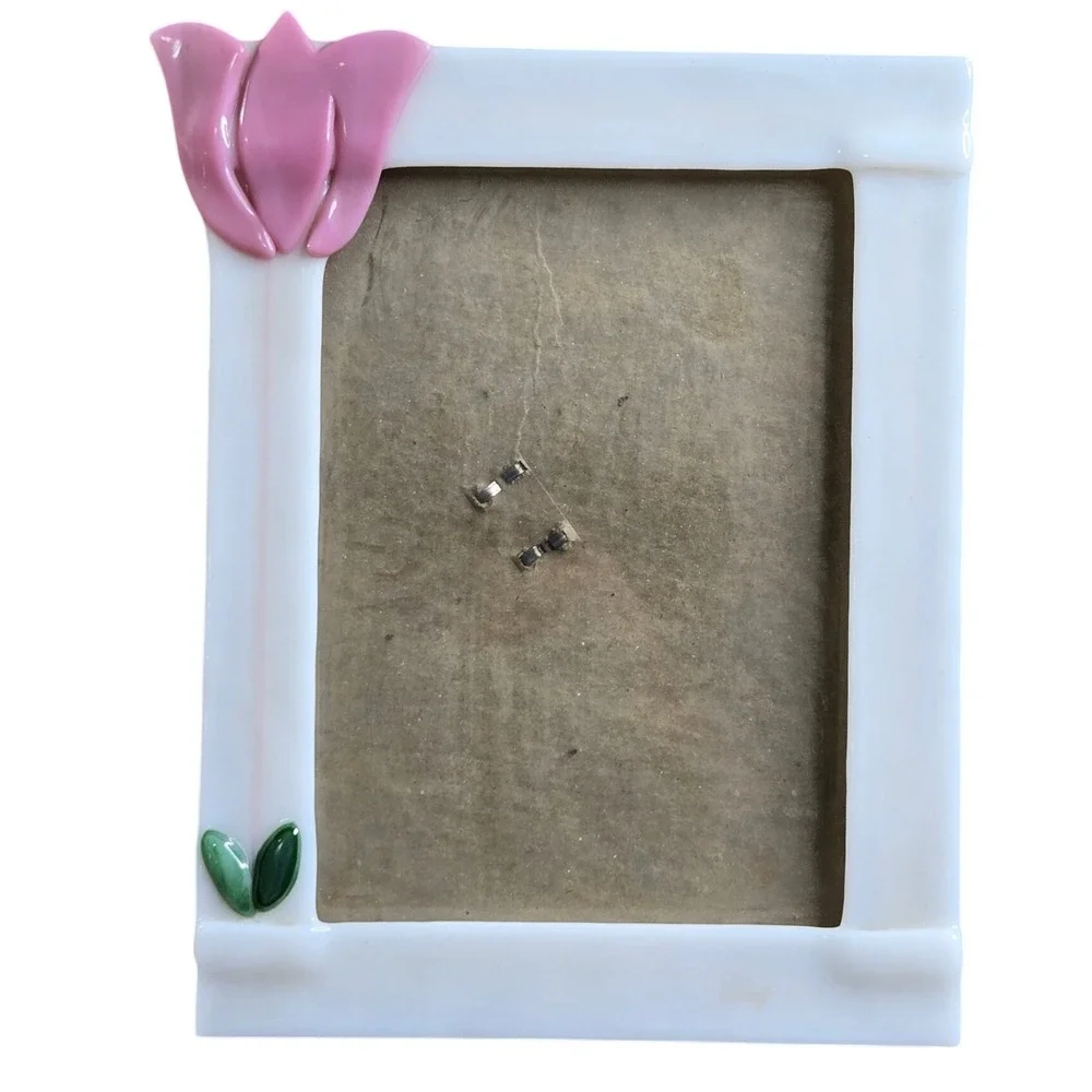 Vintage Slag Glass Picture Frame White Milk Glass Pink Tulip Raised Detailing 8